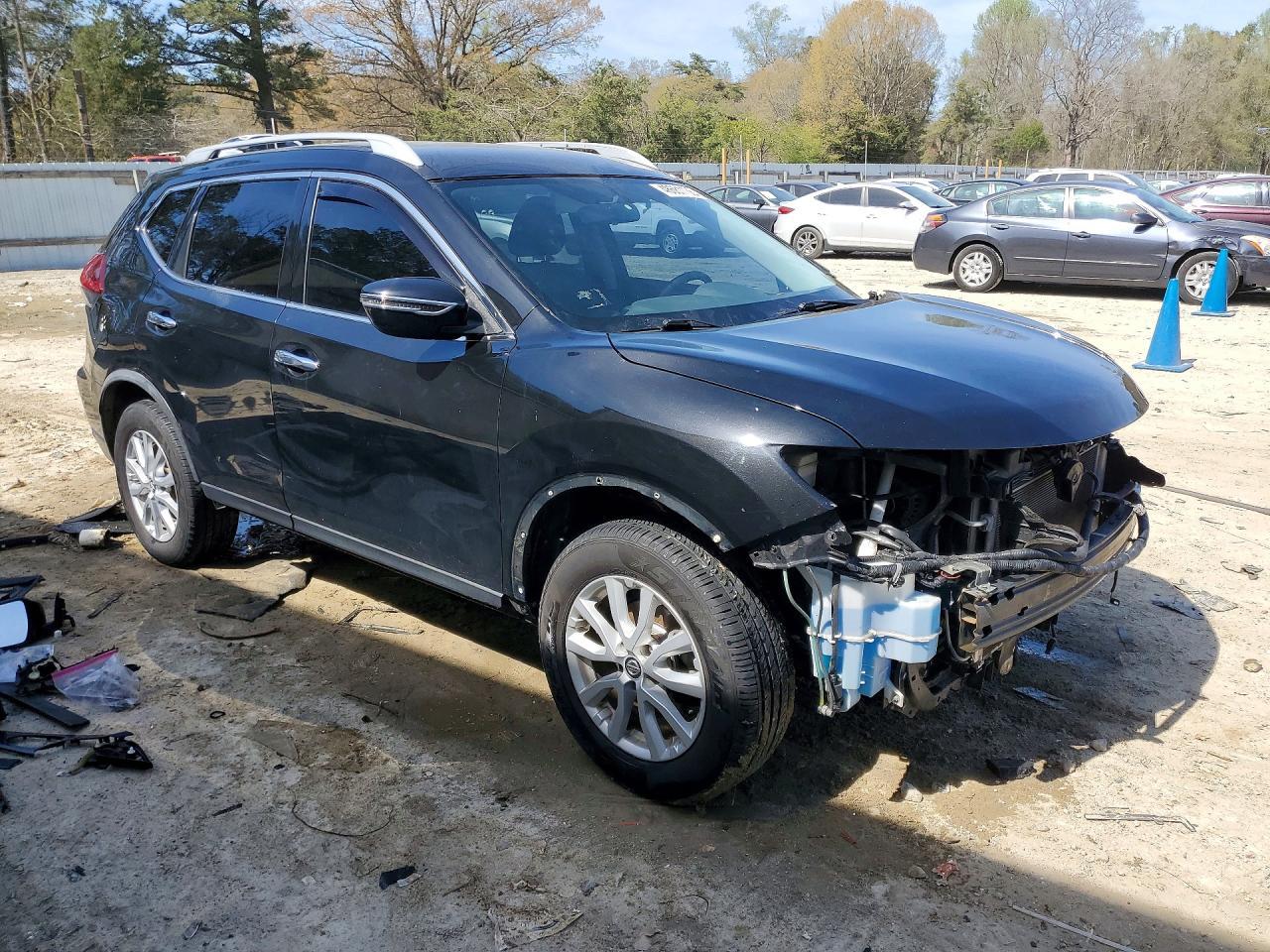 2018 Nissan Rogue Sv - Image 4