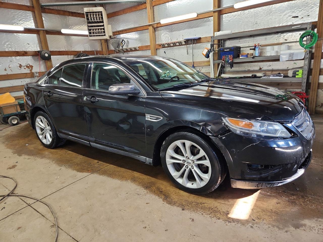 2011 Ford Taurus Limited - Image 4