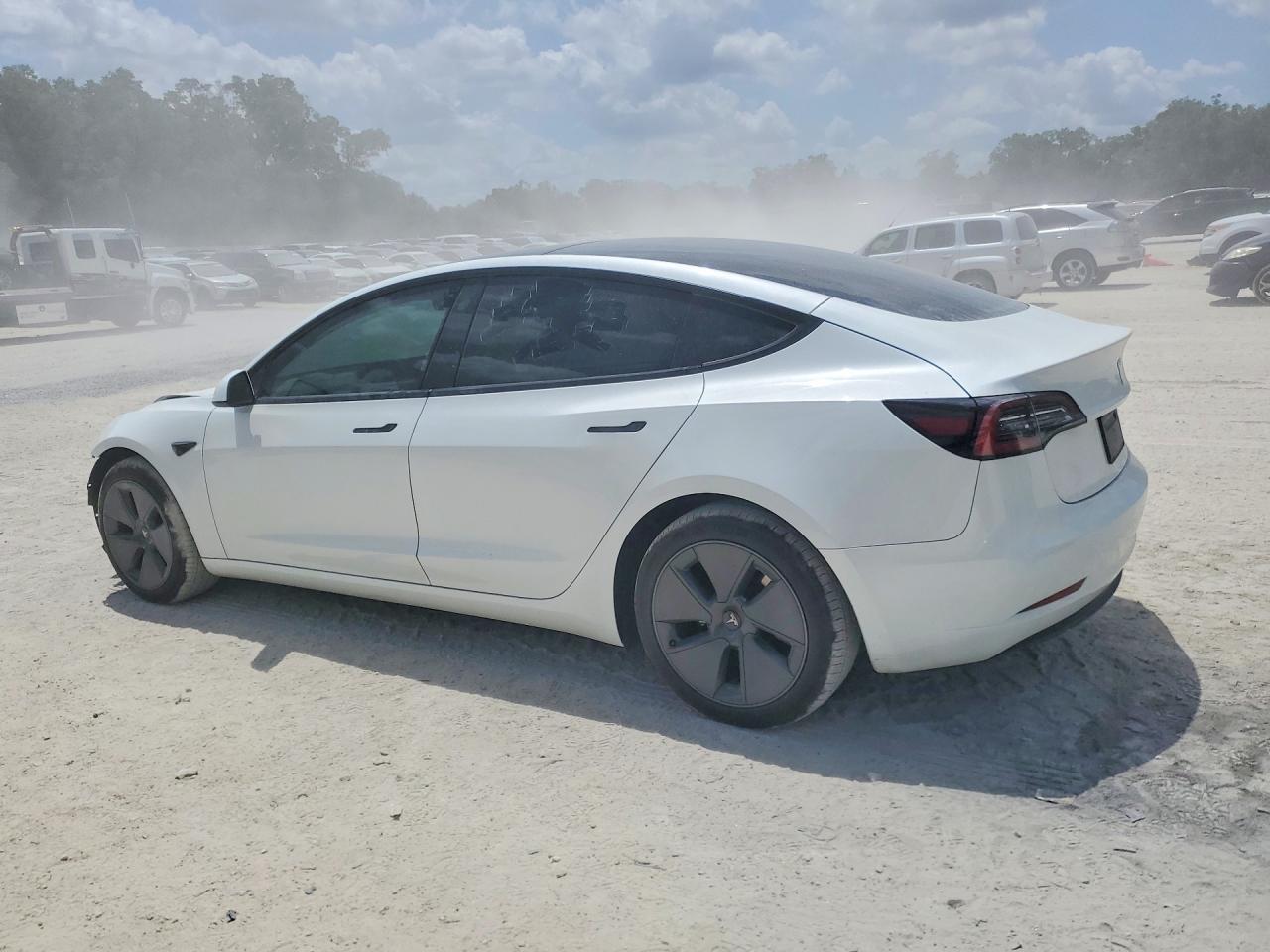2023 Tesla Model 3 - Image 2