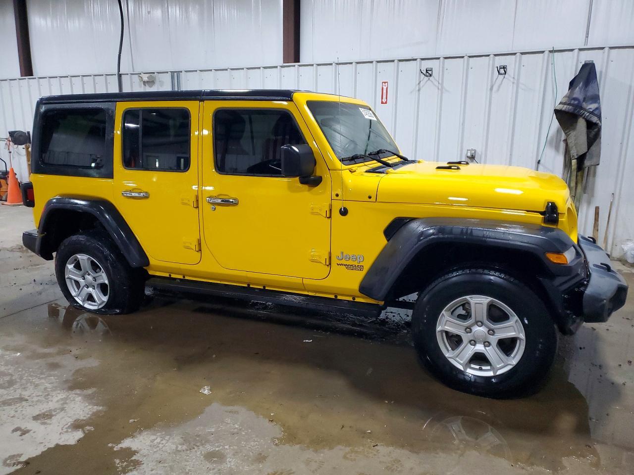 2019 Jeep Wrangler Unlimited Sport - Image 4