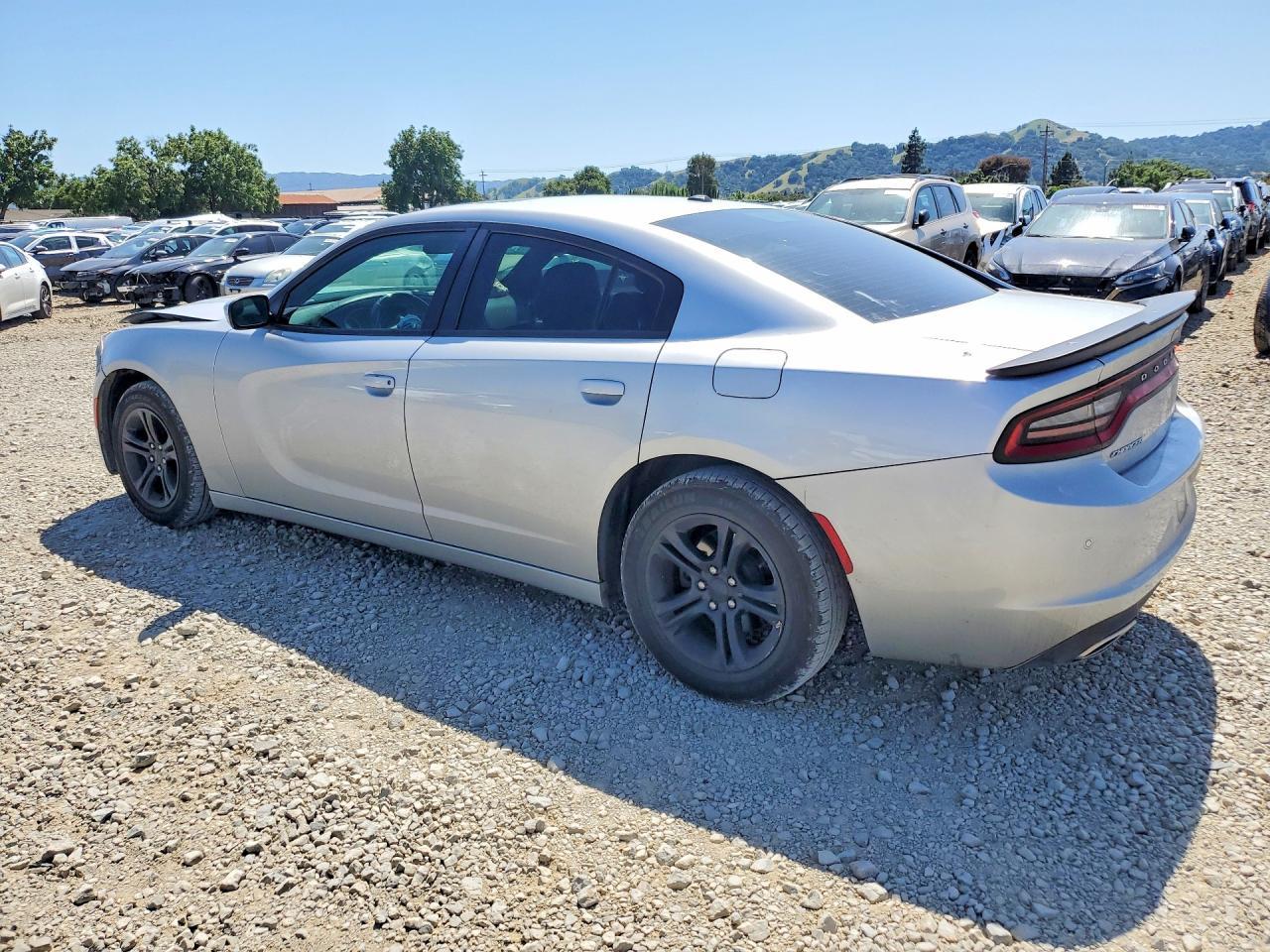 2019 Dodge Charger Sxt - Фото 2