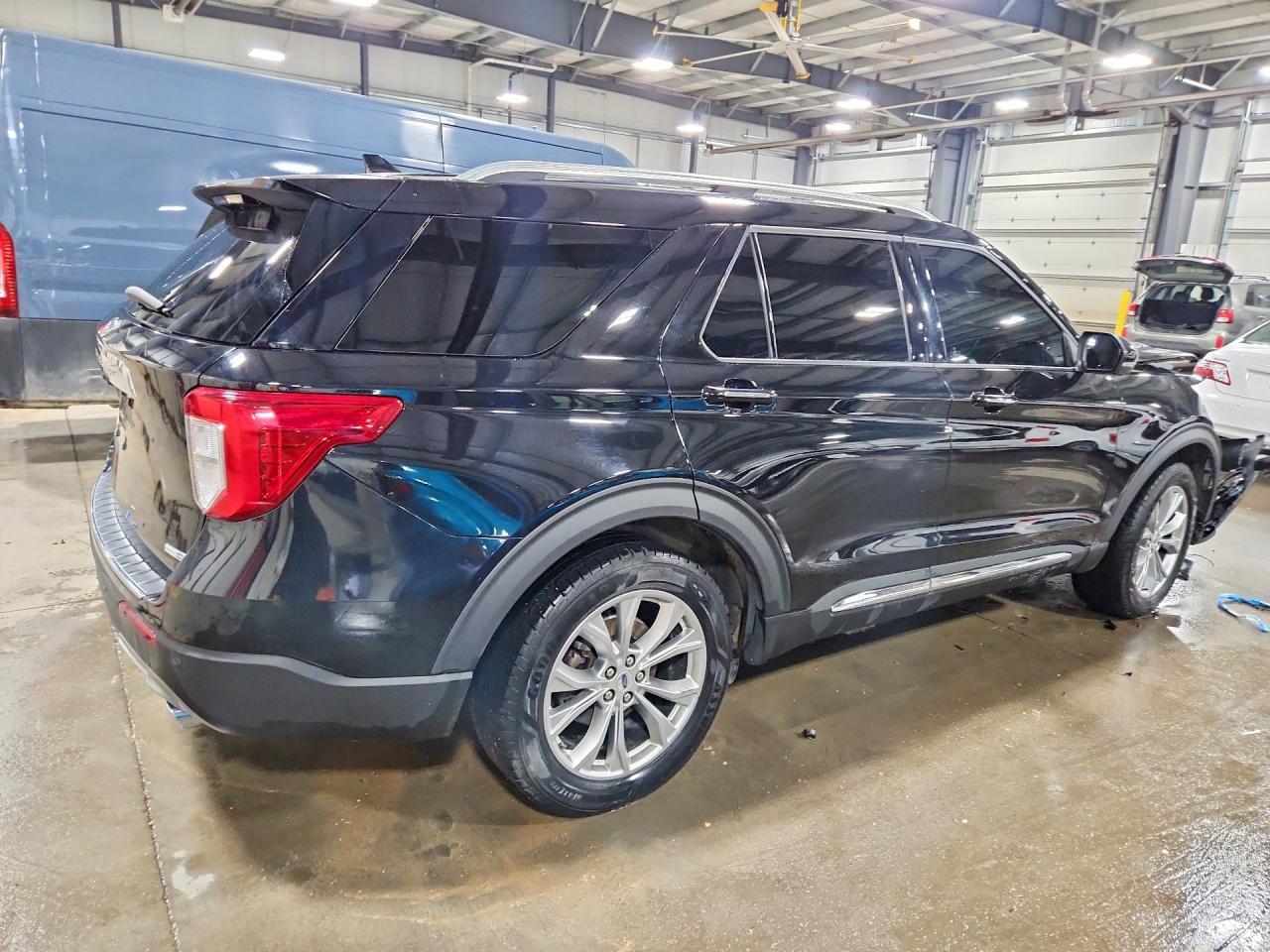 2020 Ford Explorer Limited - Фото 3