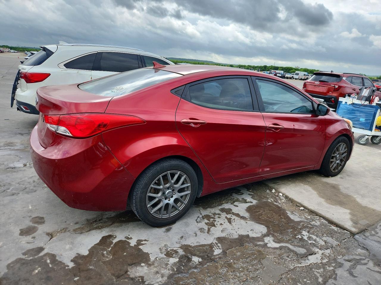2013 Hyundai Elantra Gls - Фото 3