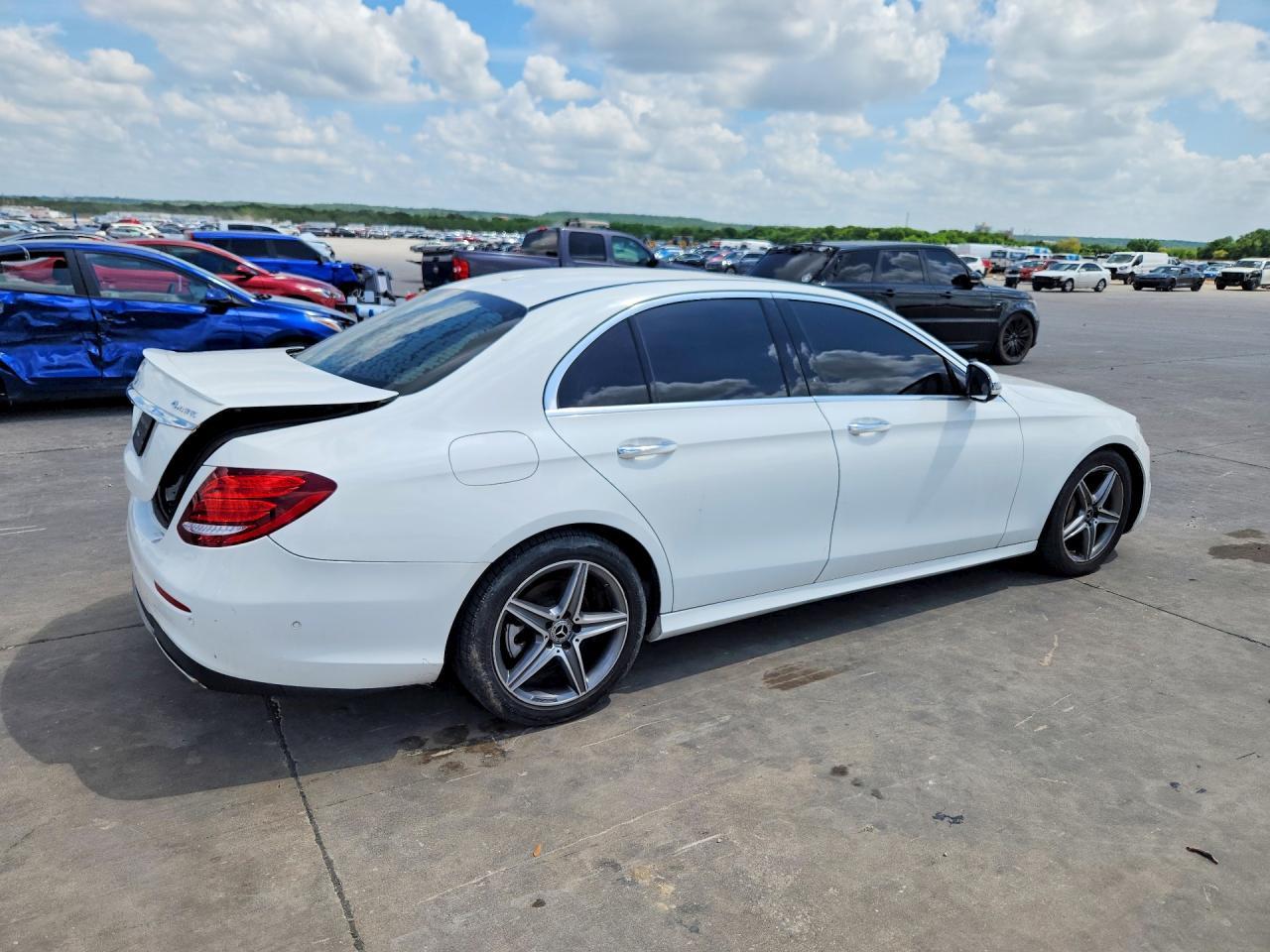 2017 Mercedes-Benz E 300 4Matic - Image 3