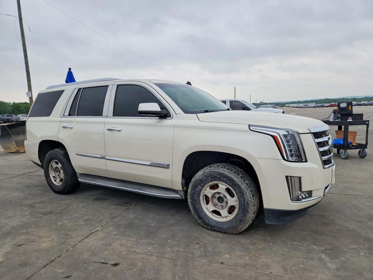 2015 Cadillac Escalade Luxury - Фото 4