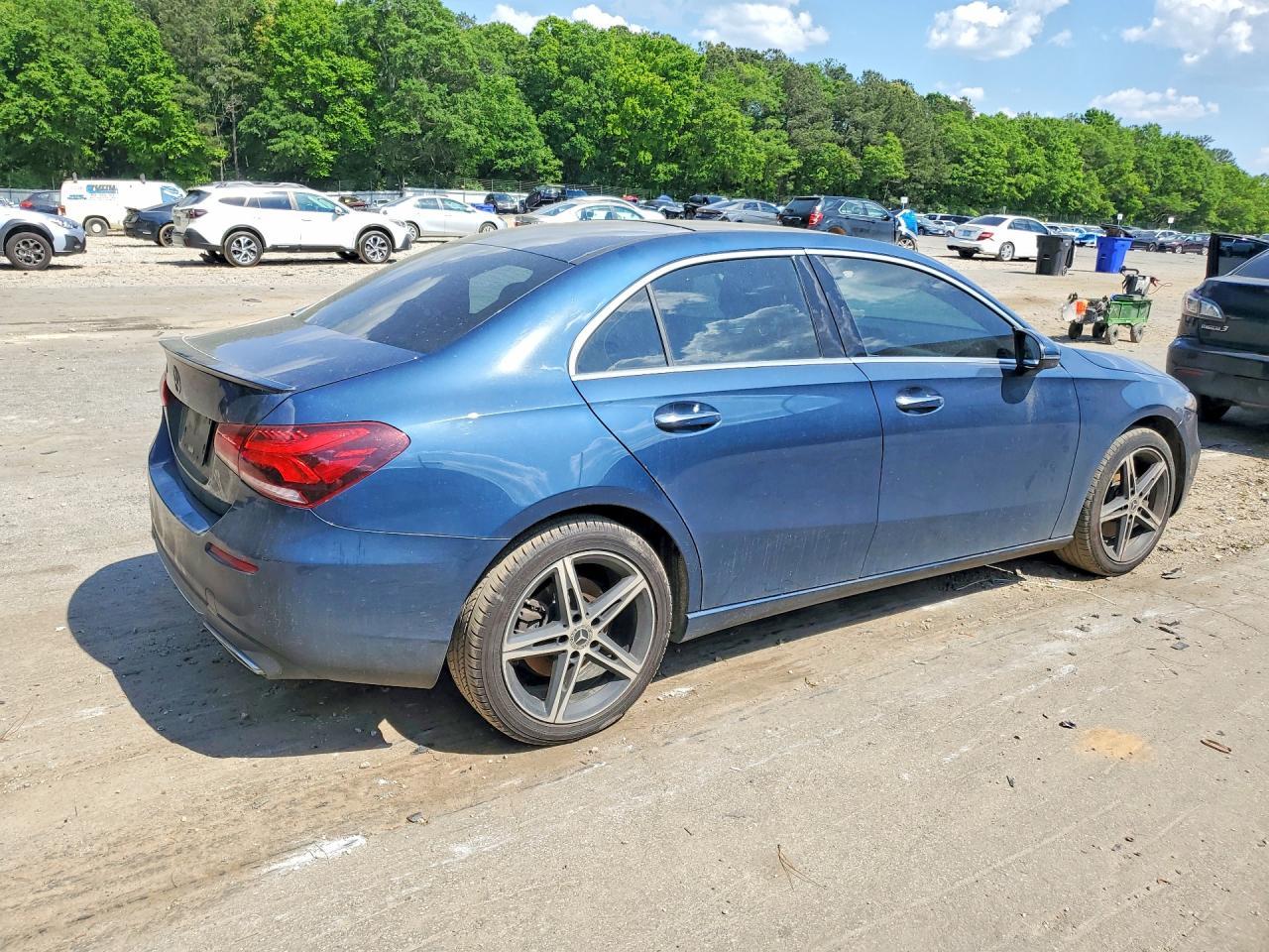2019 Mercedes-Benz A 220 - Image 3