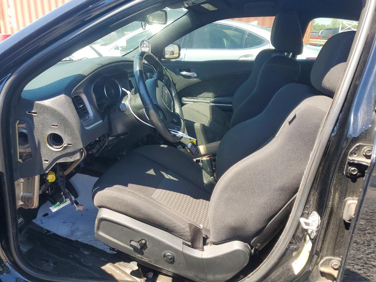 2019 Dodge Charger R - Image 7
