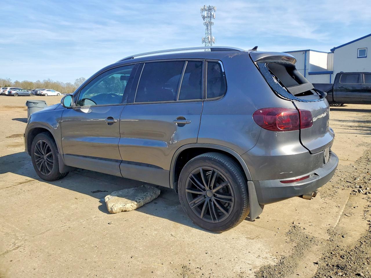 2015 Volkswagen Tiguan S - Image 2