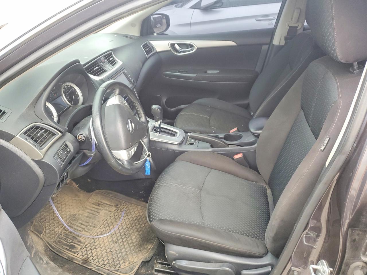 2015 Nissan Sentra - Image 7