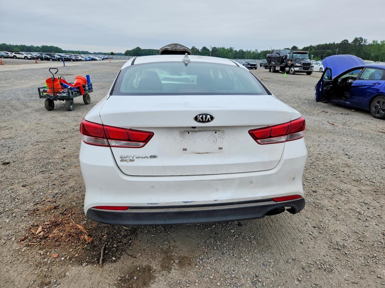 2018 Kia Optima Lx - Image 6