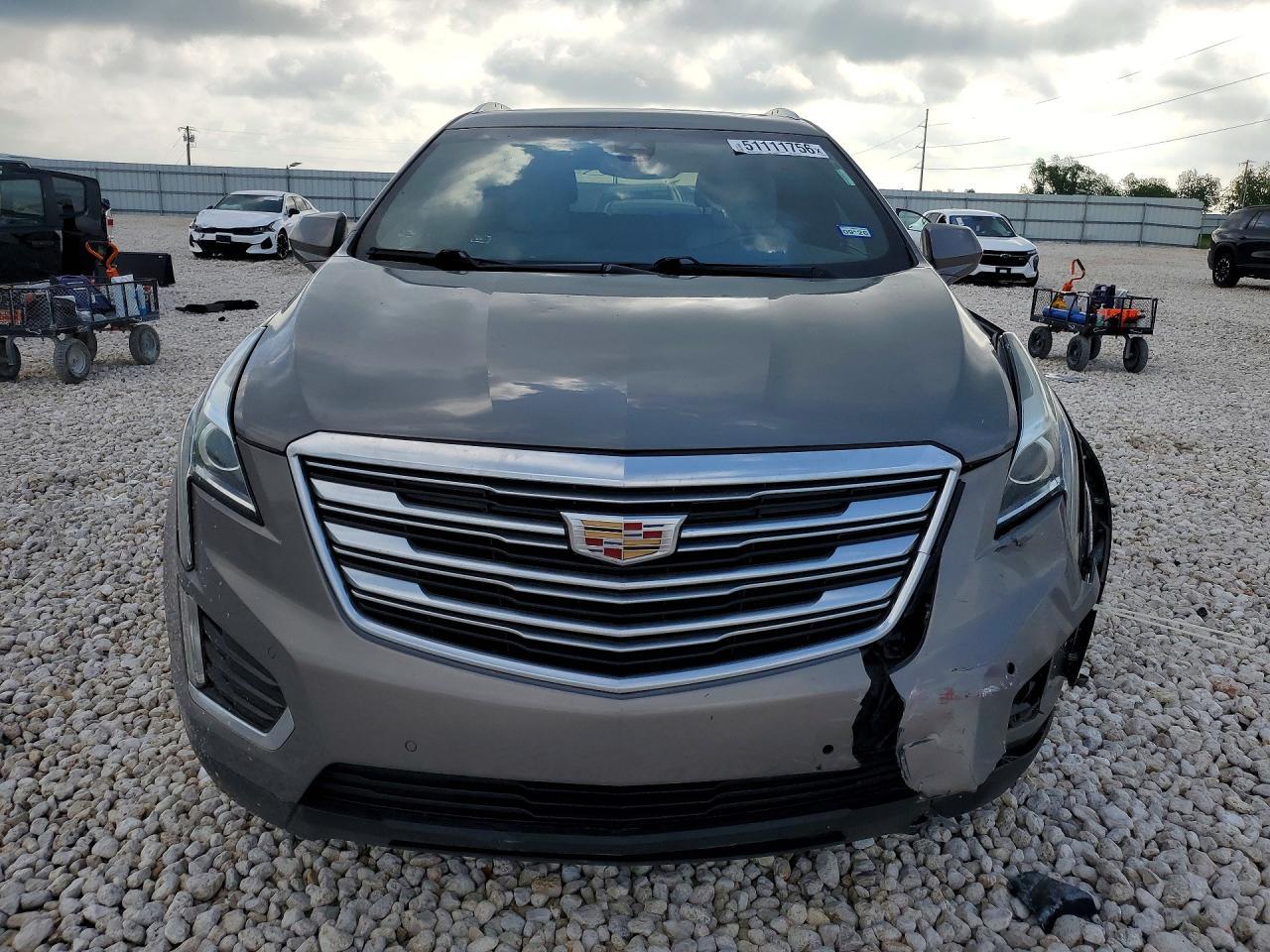 2018 Cadillac Xt5 Luxury - Image 5