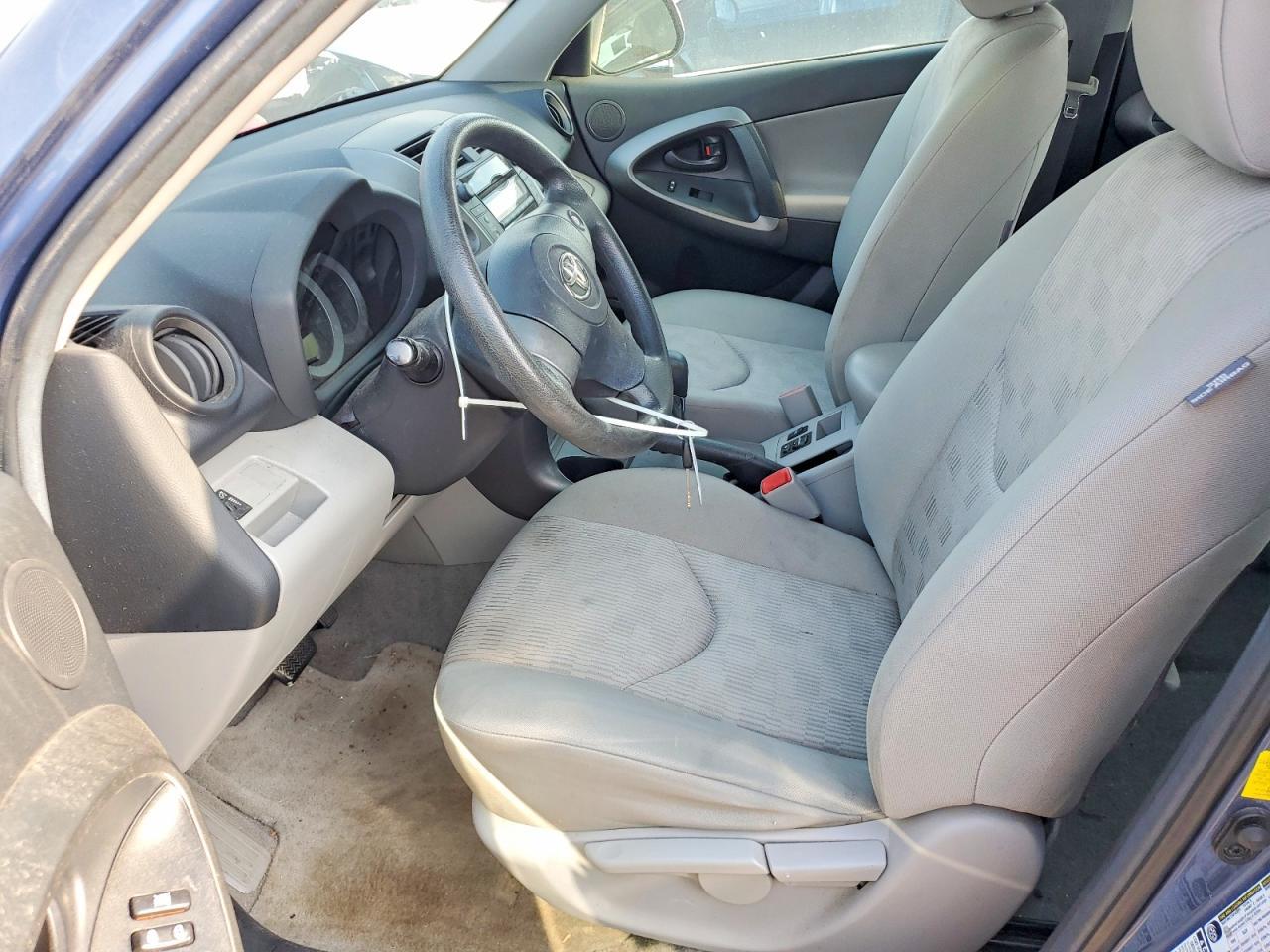 2011 Toyota Rav4 Base - Image 7