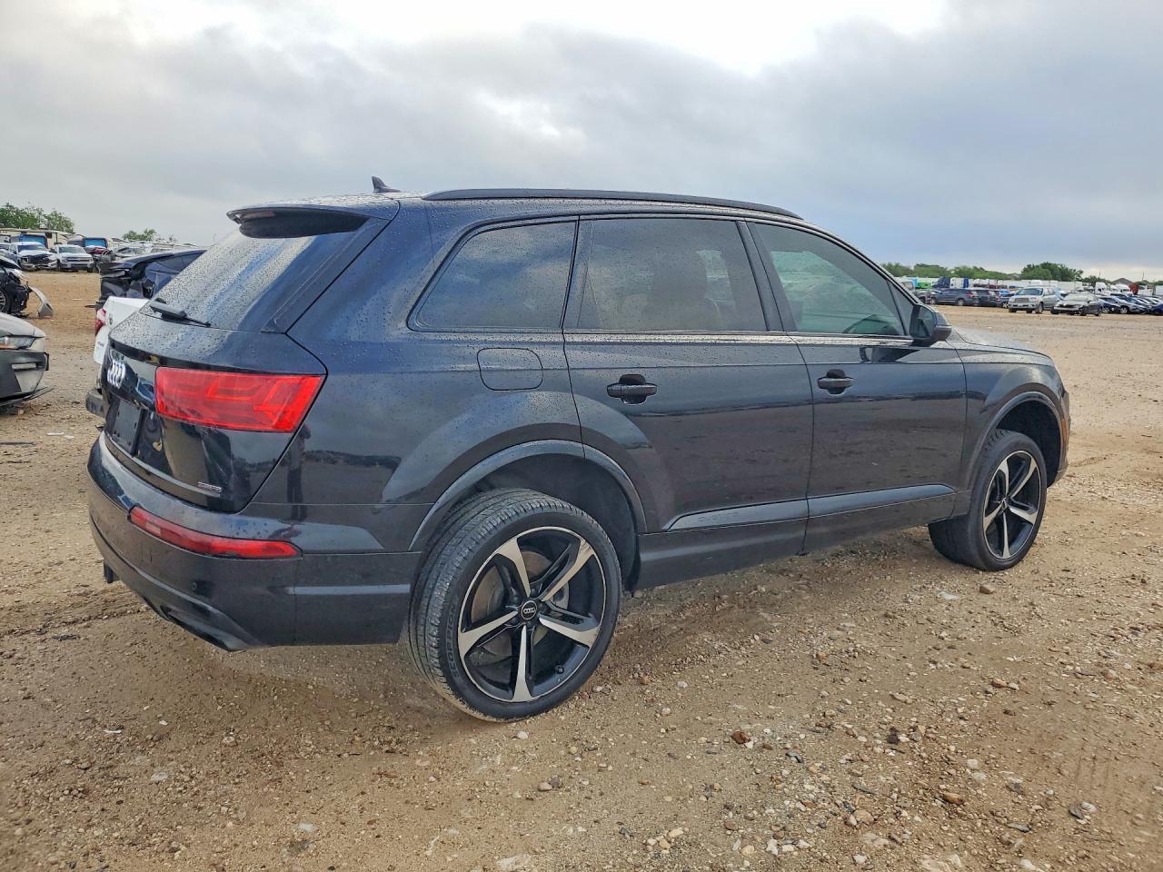 2019 Audi Q7 Premium Plus - Фото 3