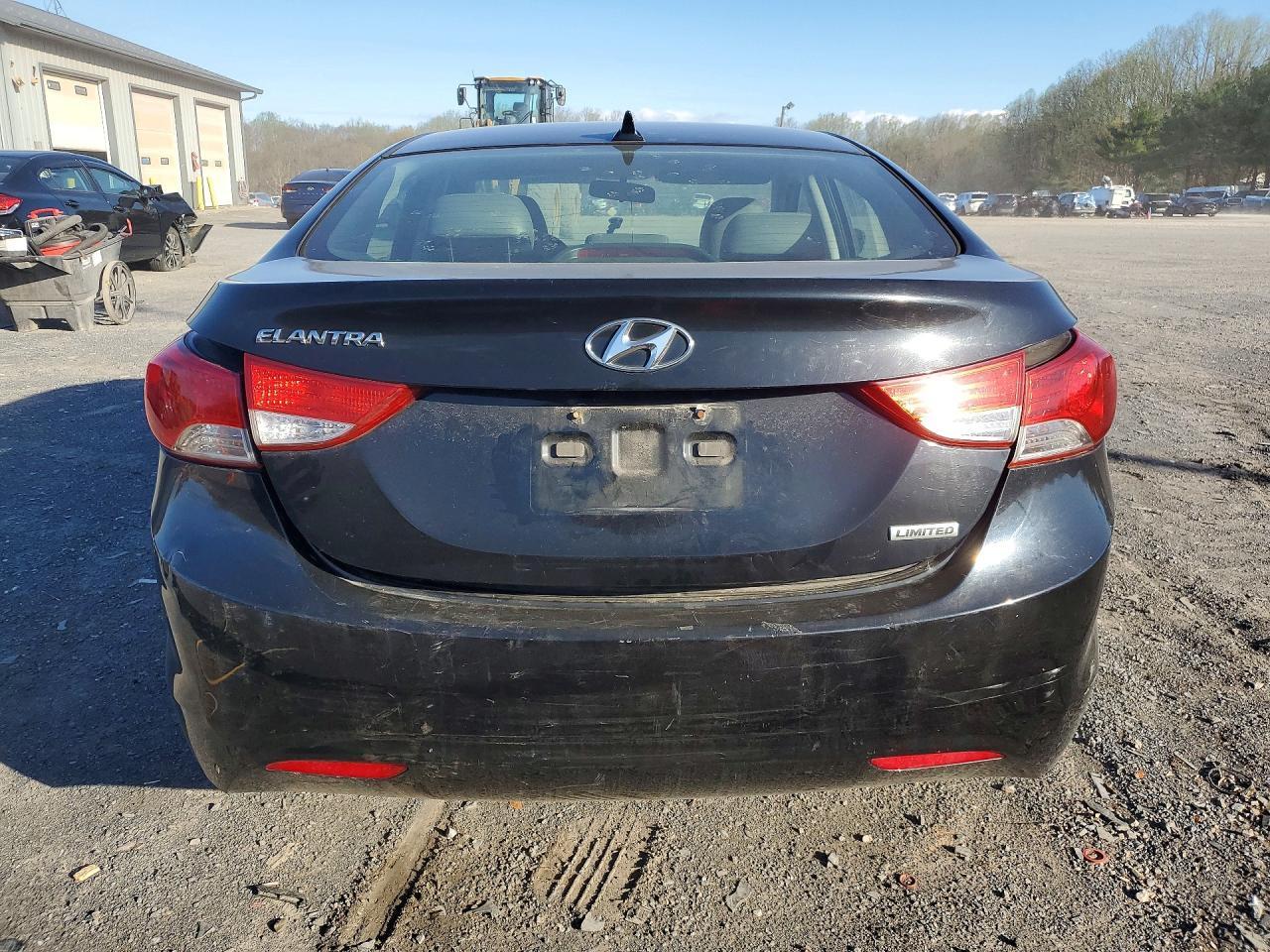 2012 Hyundai Elantra Limited - Фото 6