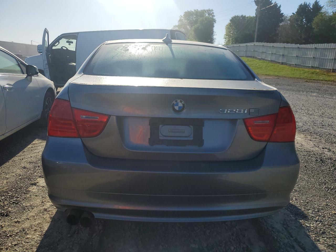 2009 BMW 328 I - Фото 6