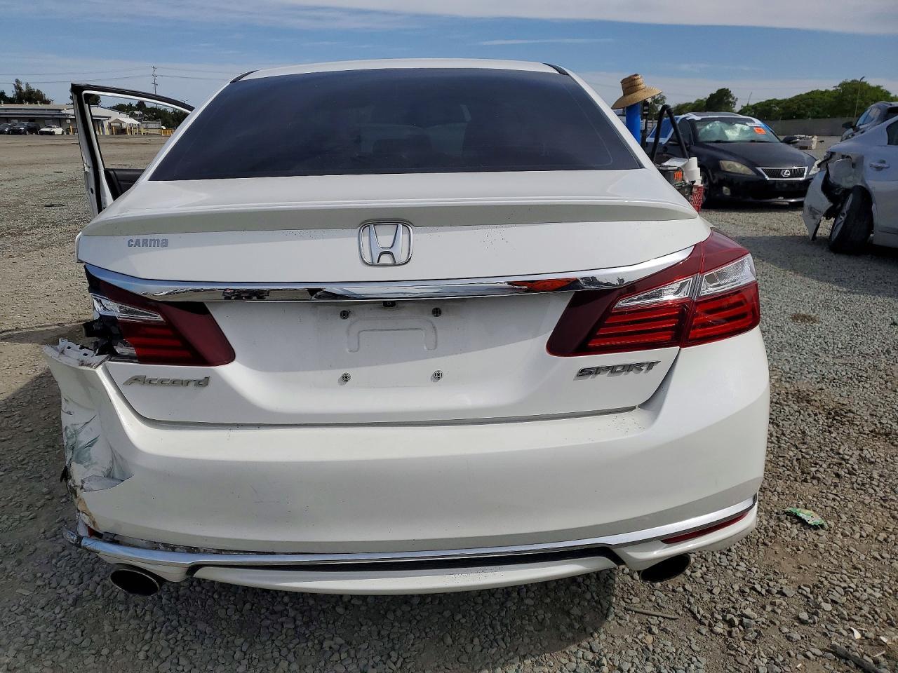 2016 Honda Accord Sport - Image 6