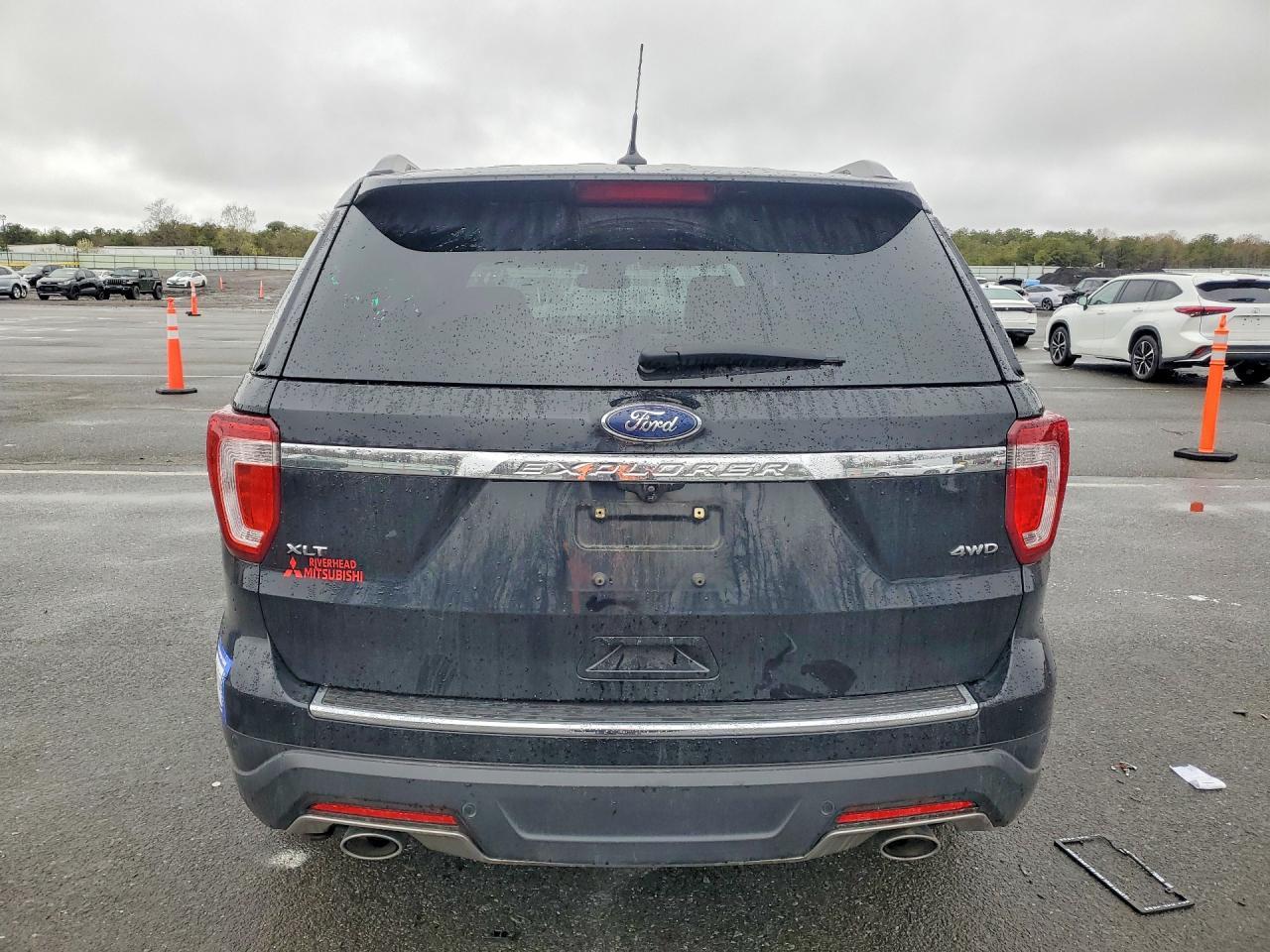 2018 Ford Explorer Xlt - Image 6