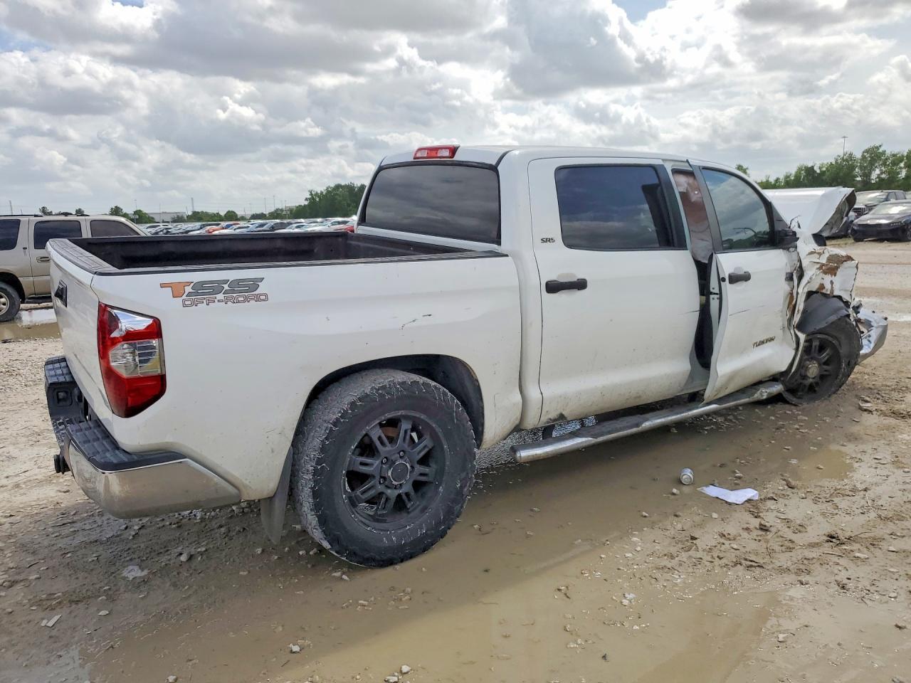 2015 Toyota Tundra Sr5 - Фото 3