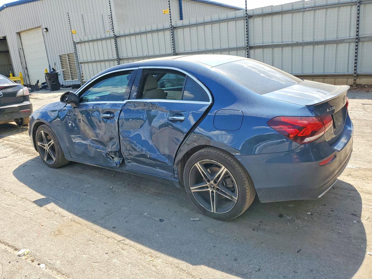 2019 Mercedes-Benz A 220 - Image 2