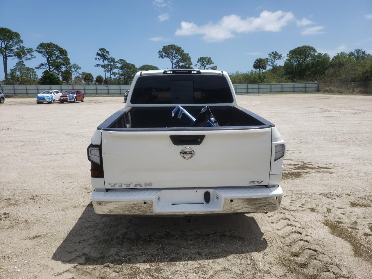 2017 Nissan Titan Sv - Фото 6