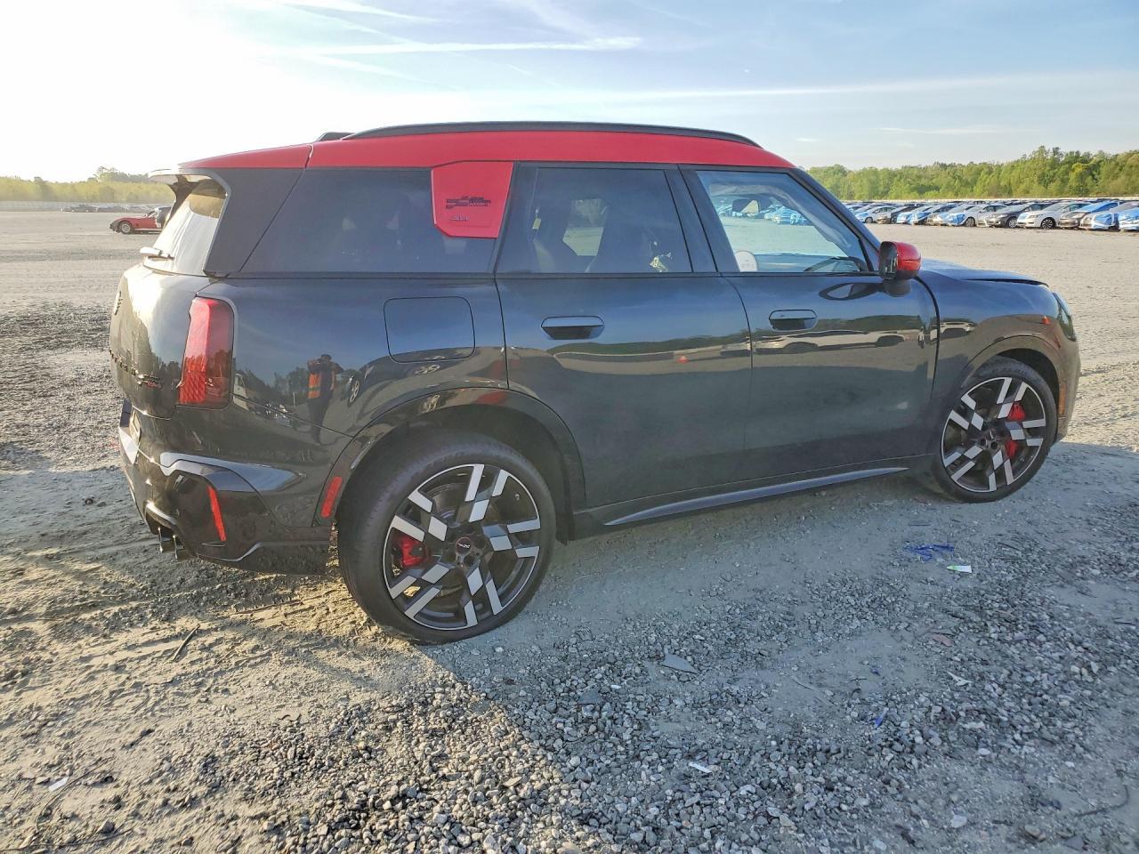 2025 Mini Countryman Jcw All4 - Image 3