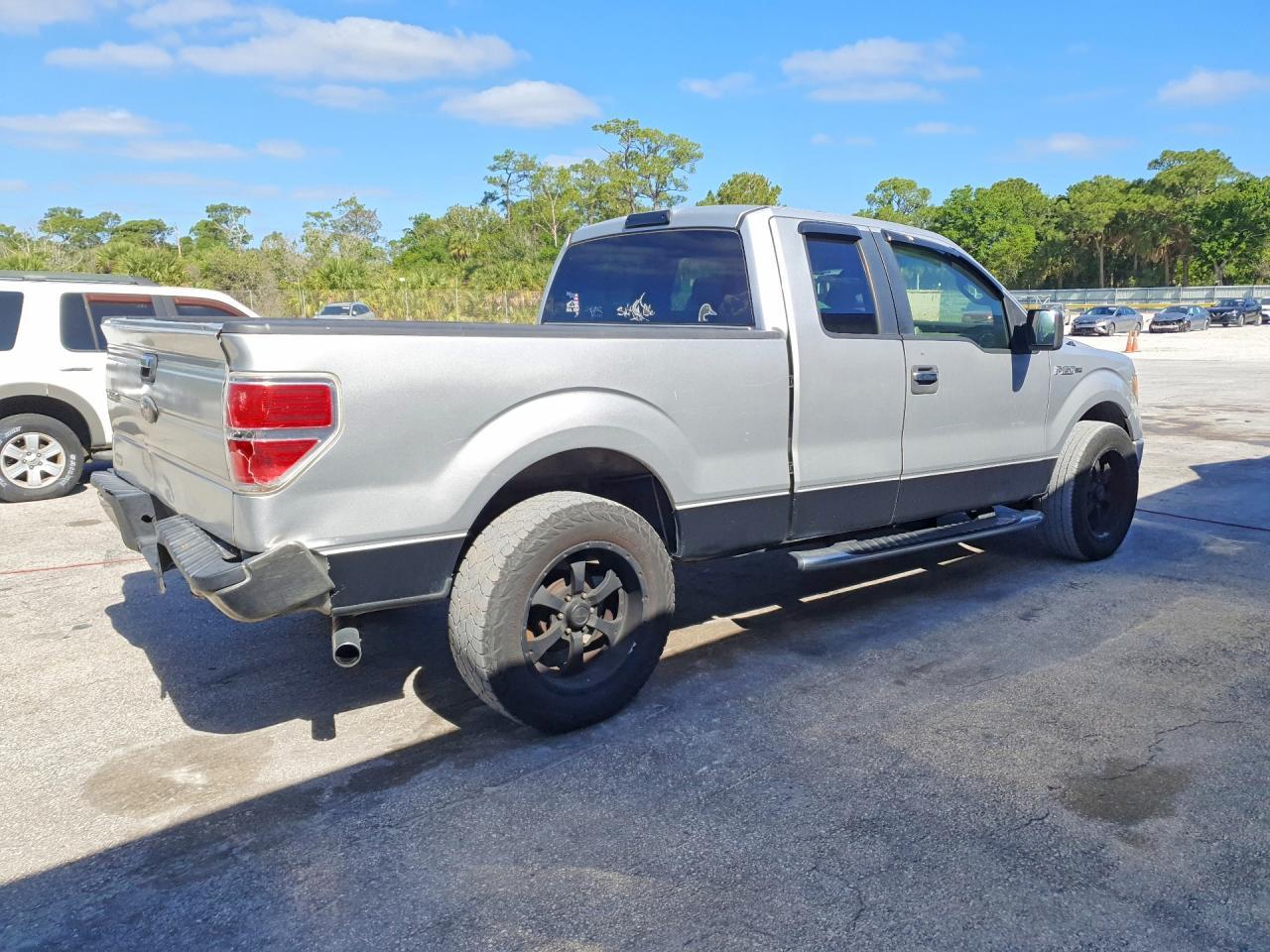 2009 Ford F150 Super Cab - Фото 3