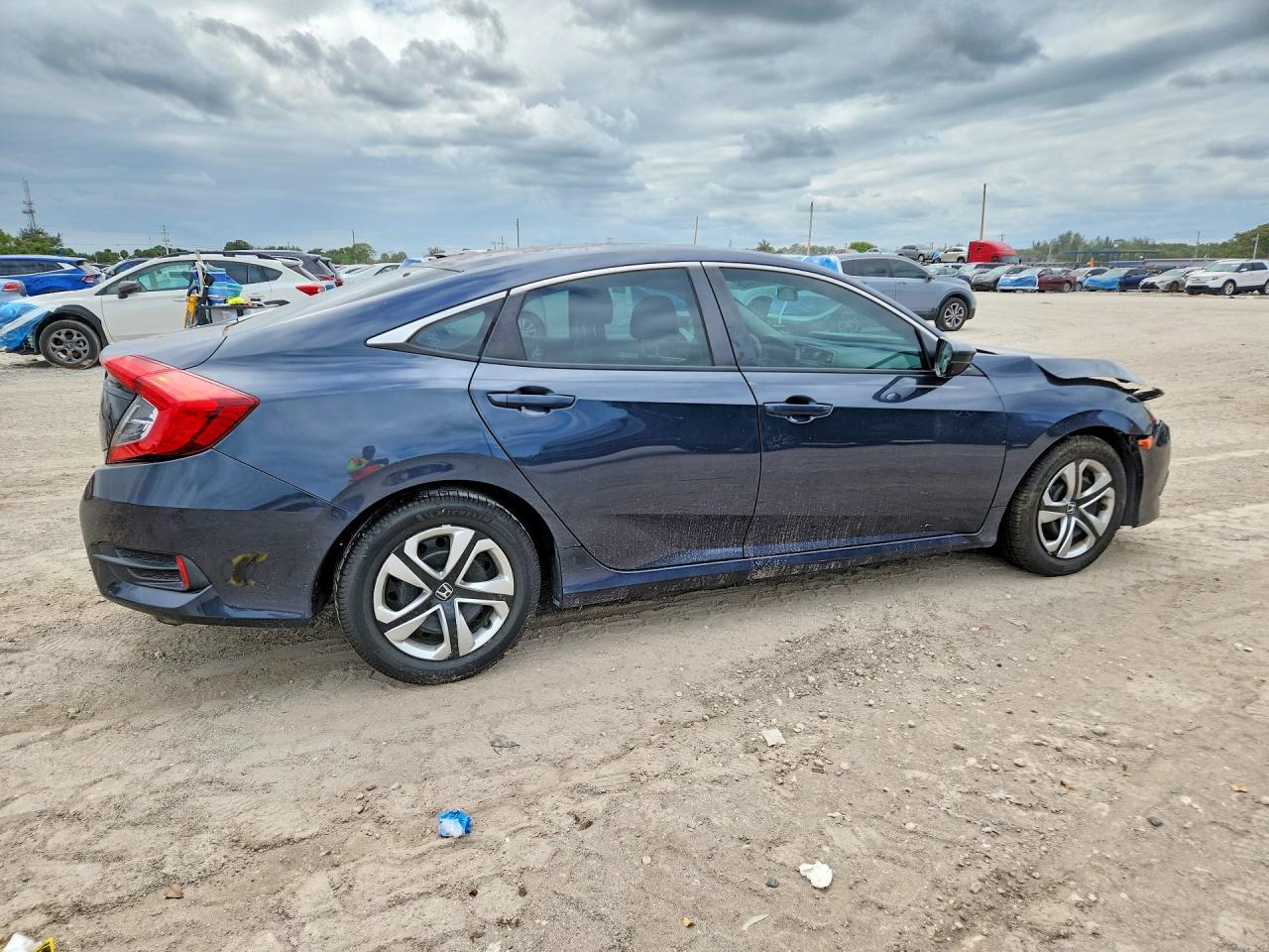 2018 Honda Civic Lx - Image 3