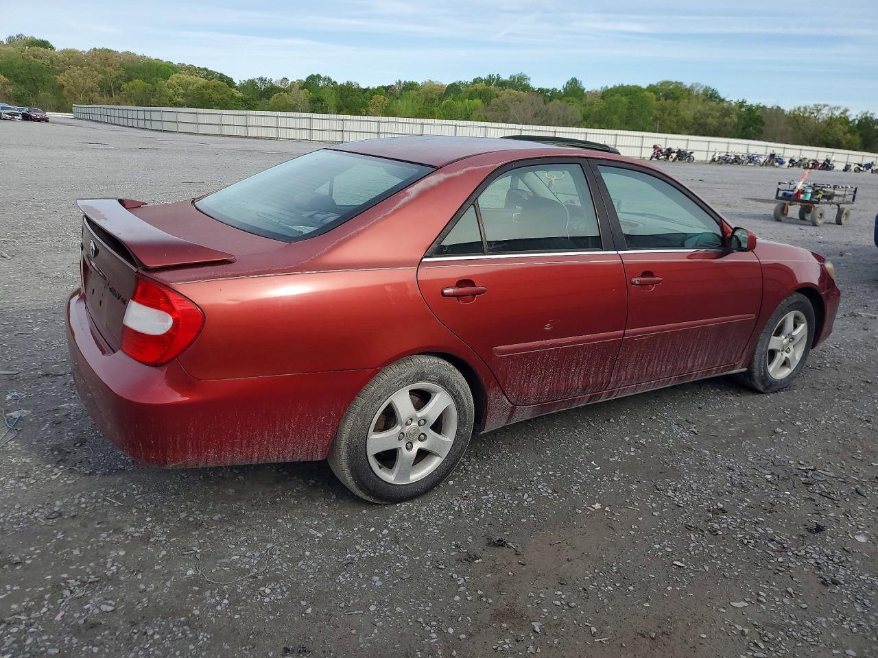 2002 Toyota Camry Se - Фото 3
