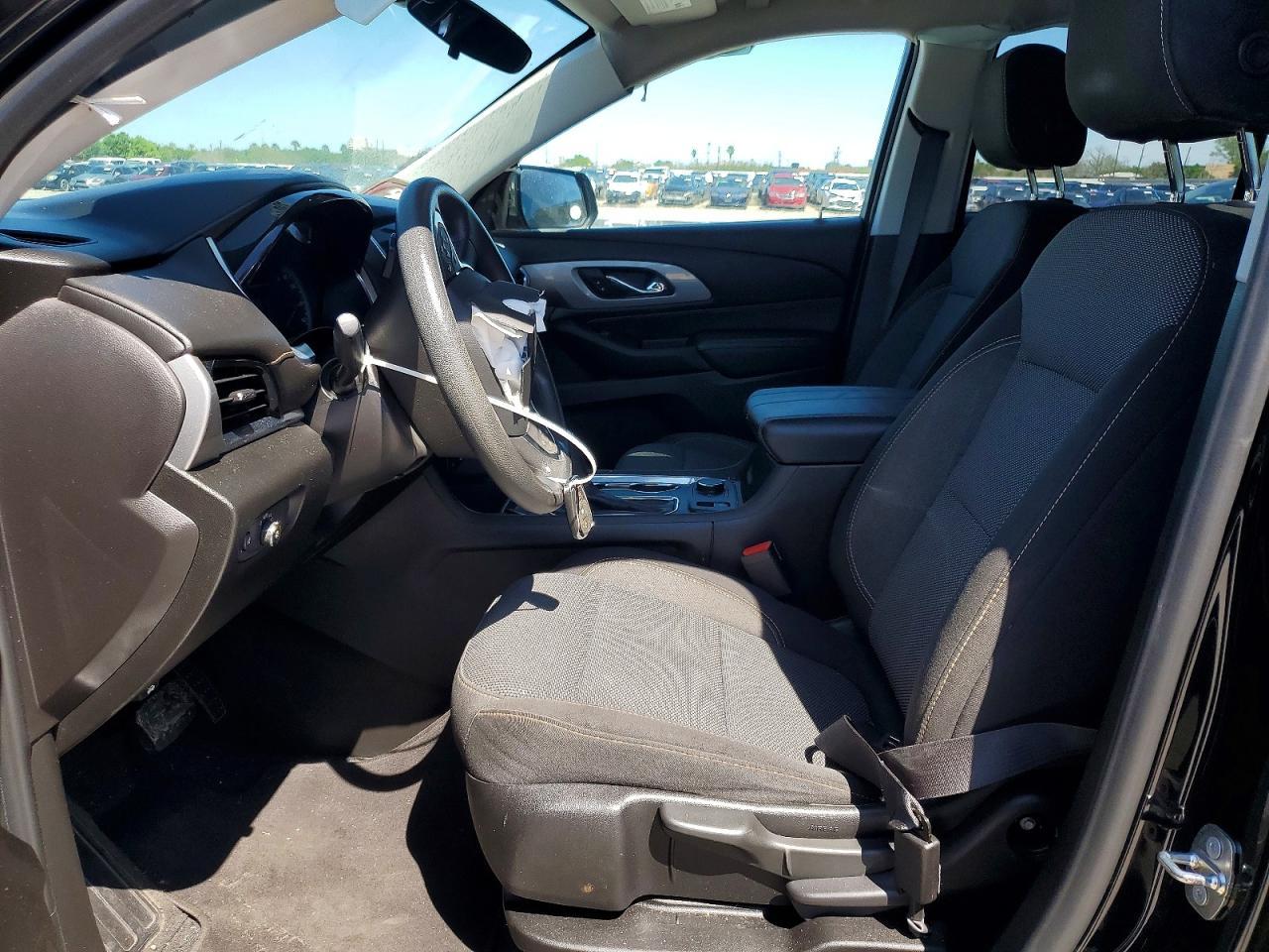 2018 Chevrolet Traverse Ls - Фото 7