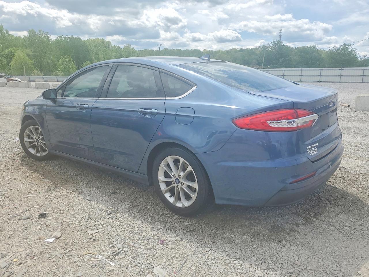 2019 Ford Fusion Se - Image 2