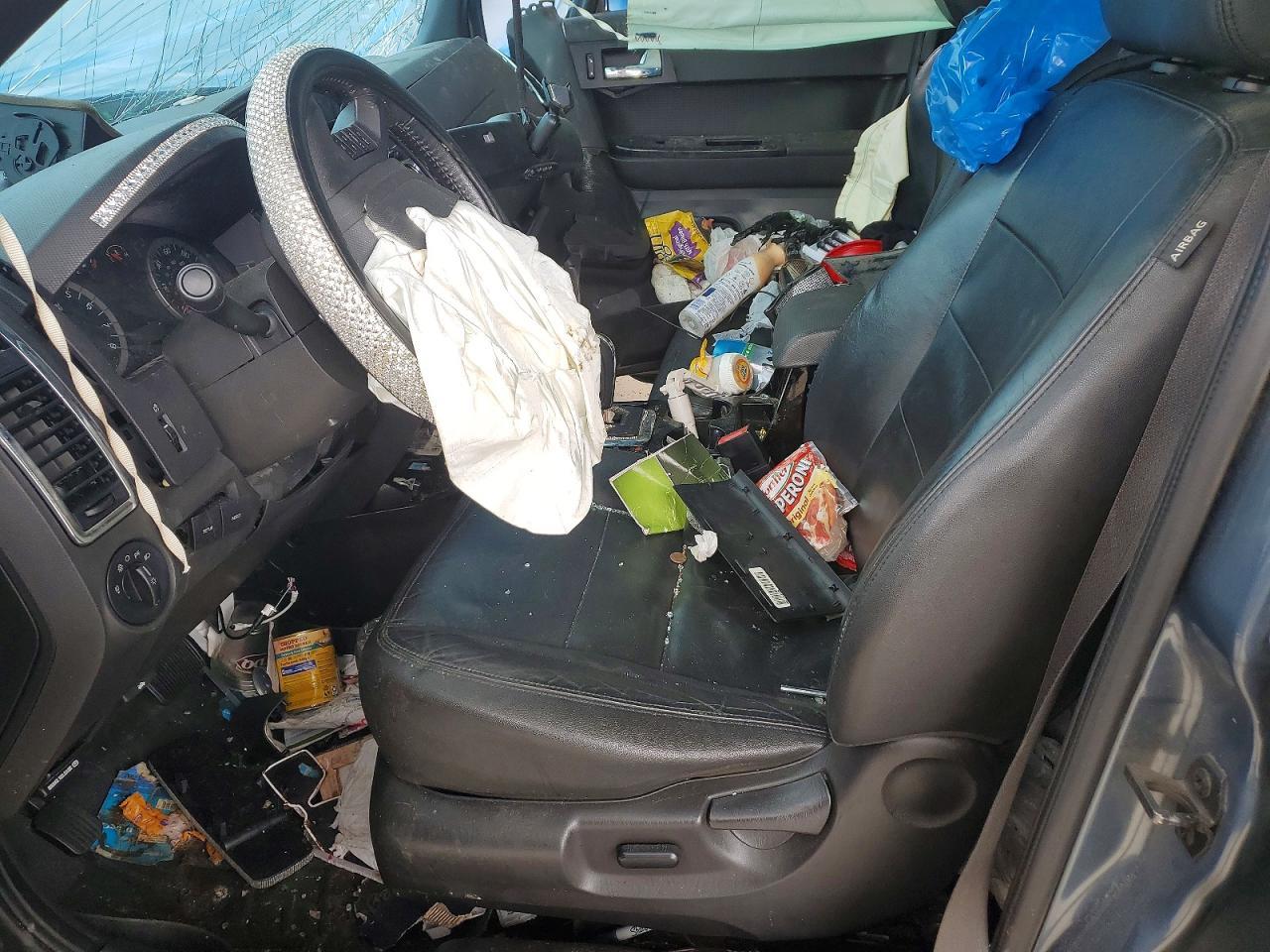 2011 Ford Escape Limited - Image 7