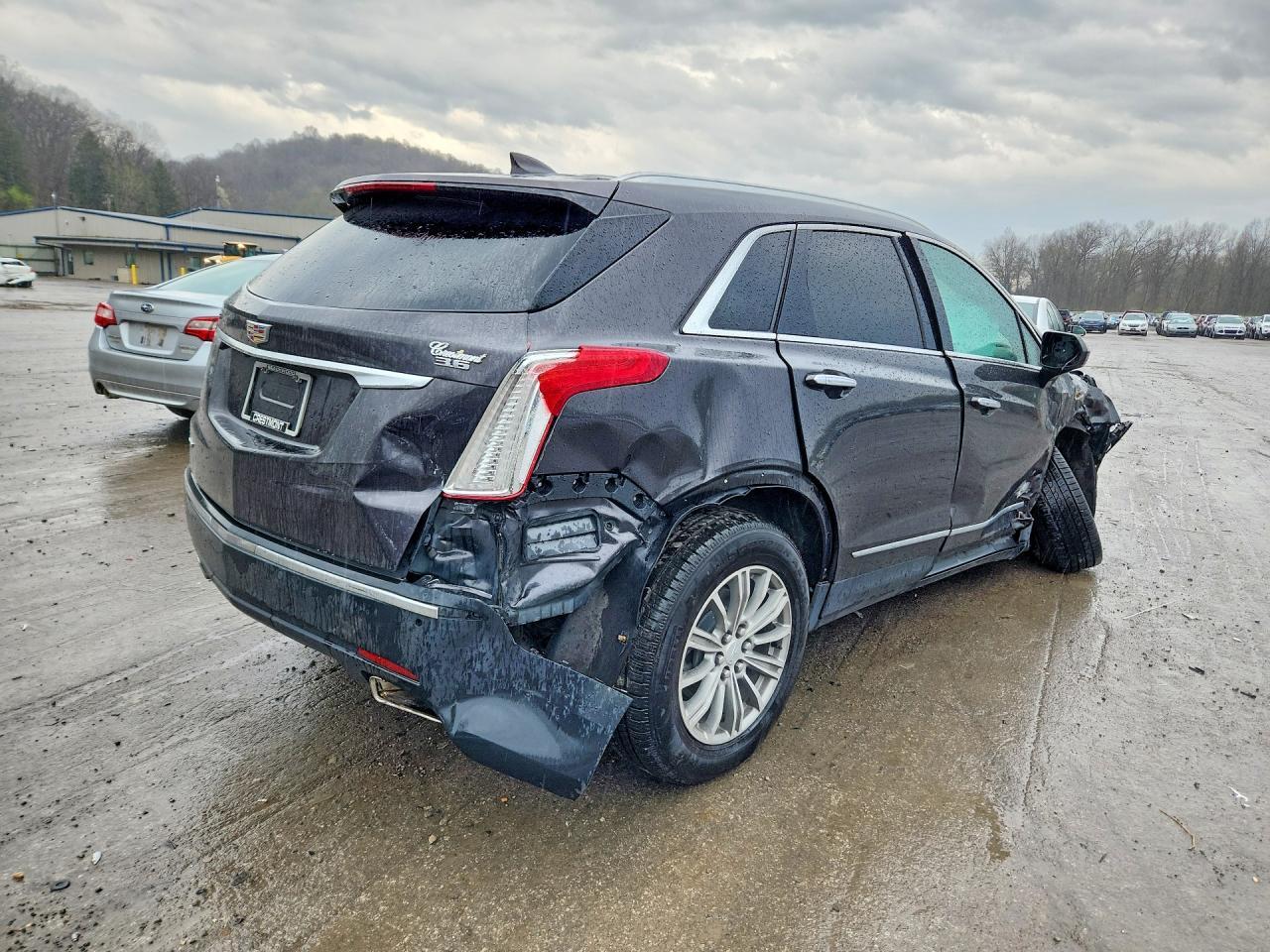 2017 Cadillac Xt5 Luxury - Image 3