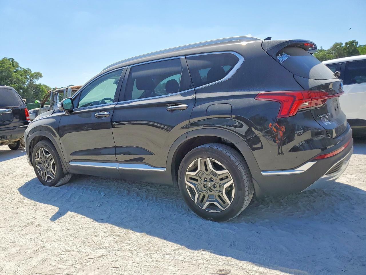 2022 Hyundai Santa Fe Limited - Фото 2