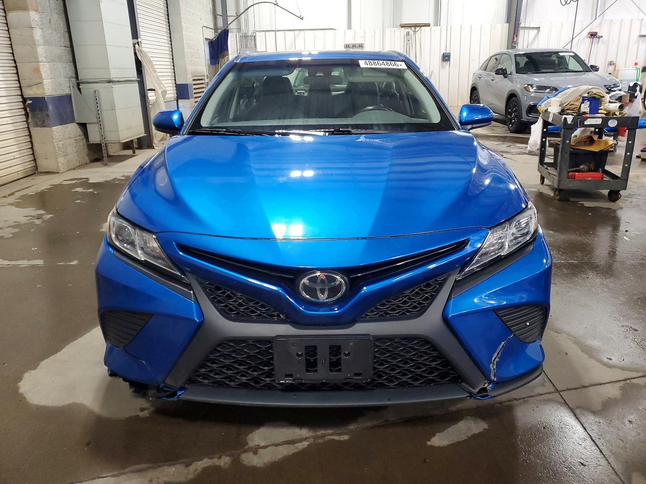 2018 Toyota Camry Se - Фото 5