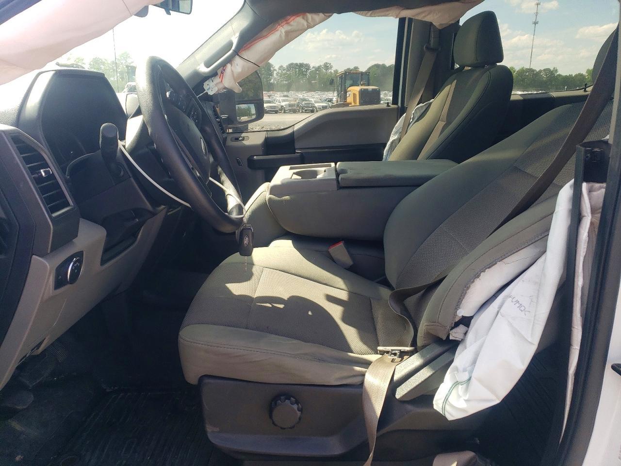 2019 Ford F250 Super Duty - Фото 7