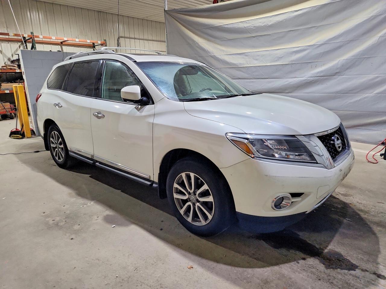 2016 Nissan Pathfinder Sl - Image 4
