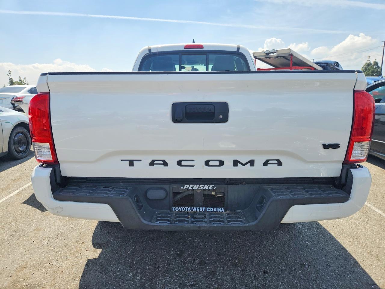 2016 Toyota Tacoma Sr - Фото 6