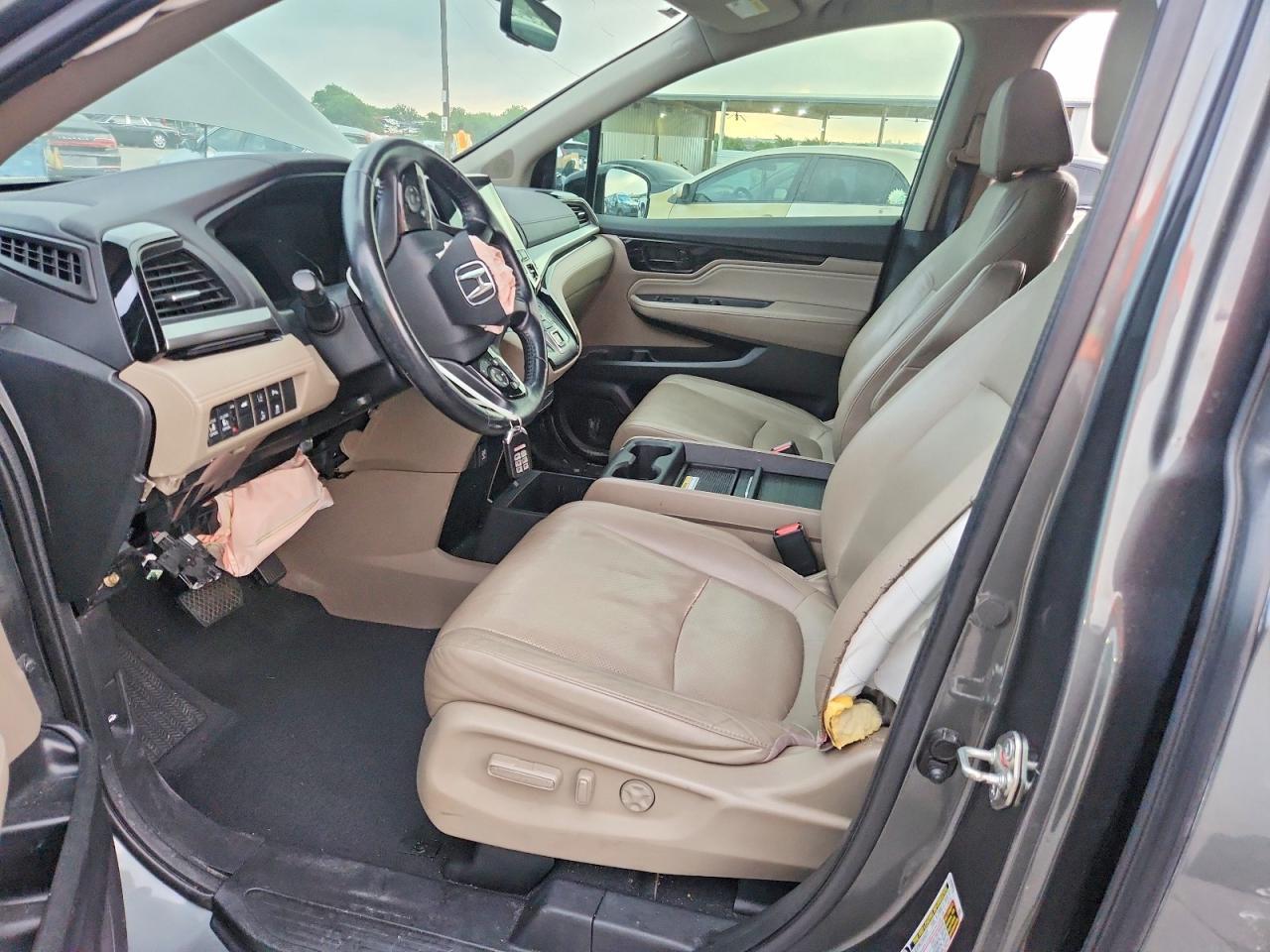 2018 Honda Odyssey Elite - Image 7