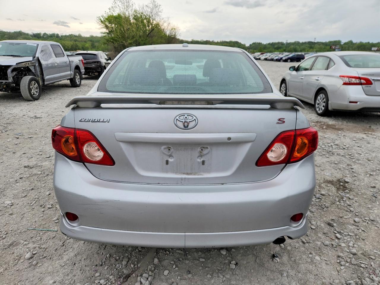 2009 Toyota Corolla S - Image 6