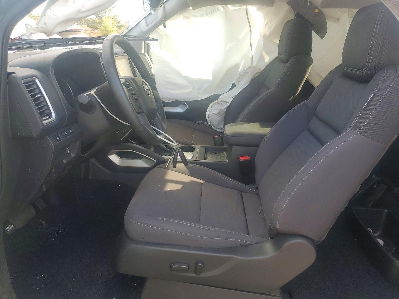 2024 Nissan Frontier S - Image 7