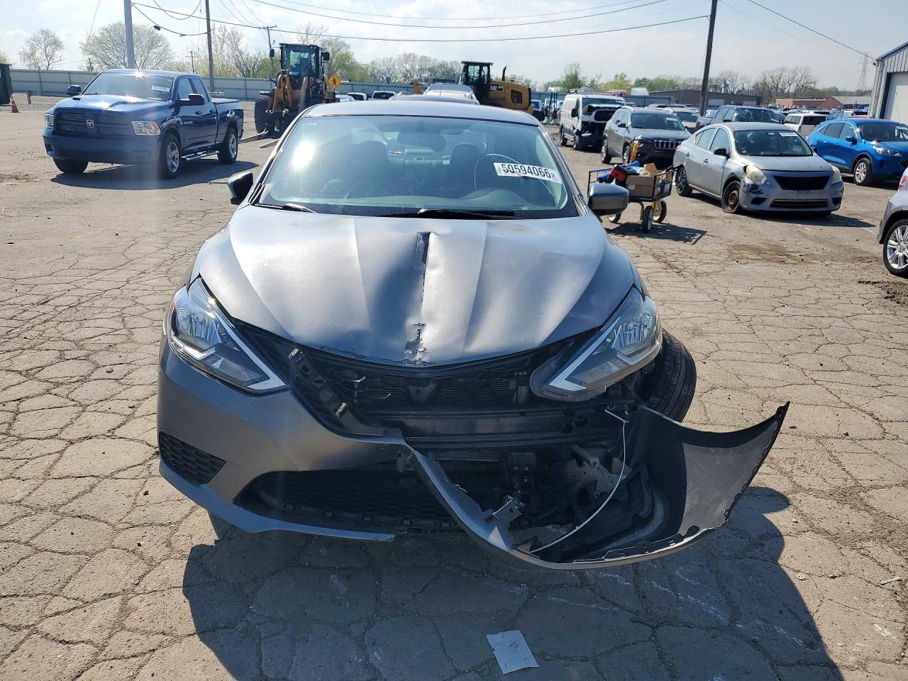 2018 Nissan Sentra Sv - Фото 5