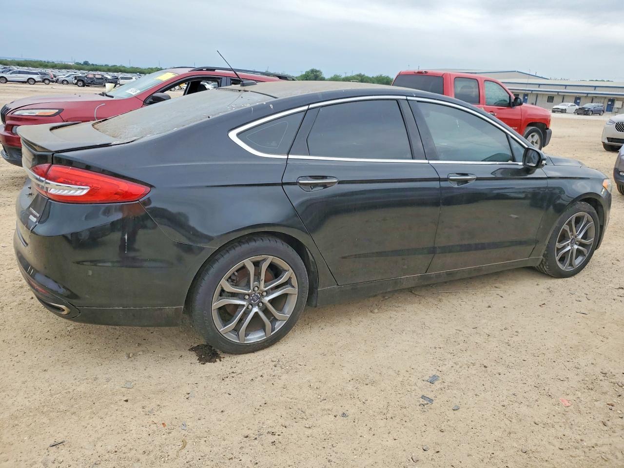 2017 Ford Fusion Titanium - Фото 3