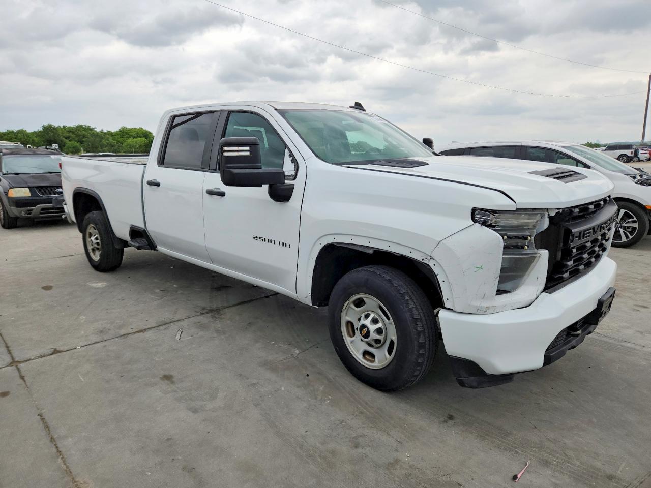 2023 Chevrolet Silverado C2500 Heavy Duty - Фото 4