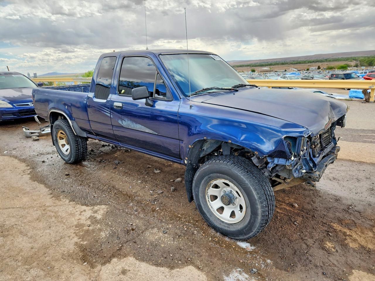 1993 Toyota Pickup - Фото 4