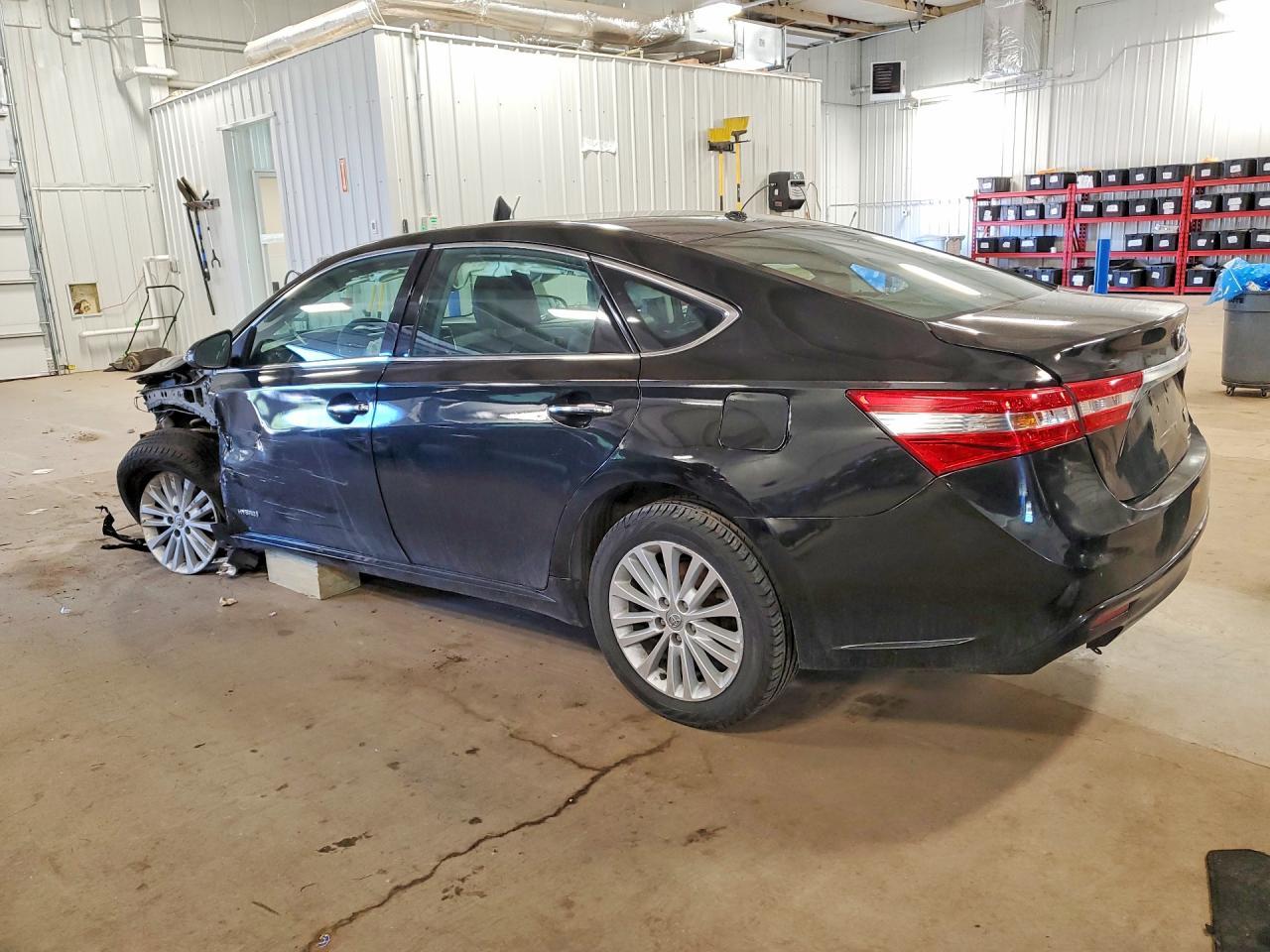 2015 Toyota Avalon - Фото 2