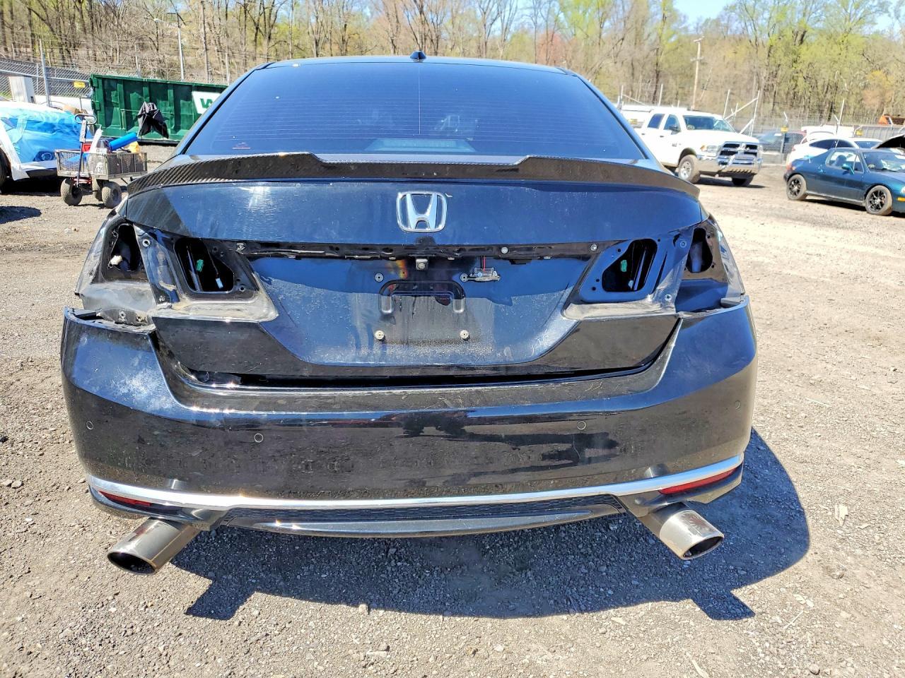 2017 Honda Accord Touring - Фото 6