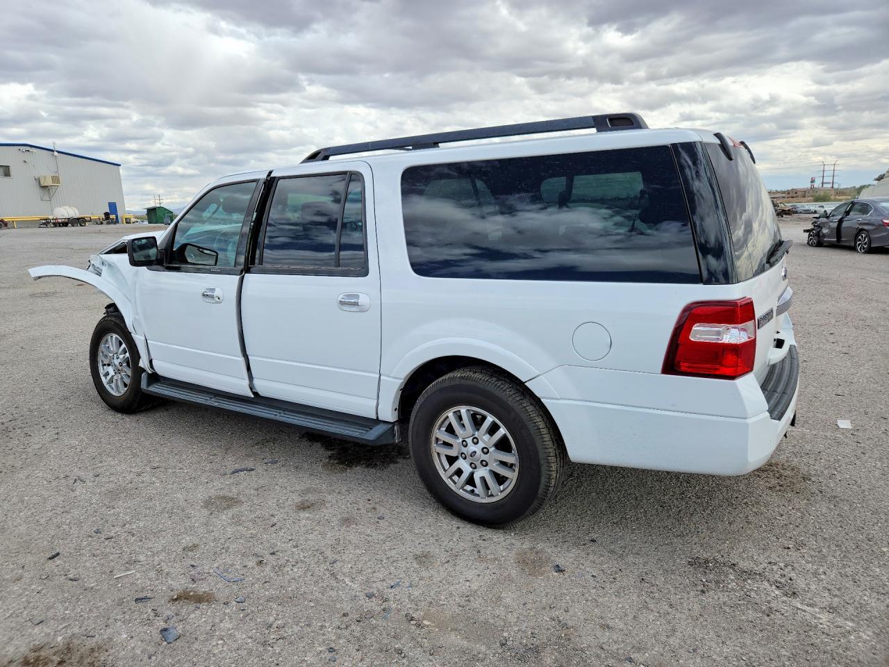 2011 Ford Expedition El Xlt - Фото 2
