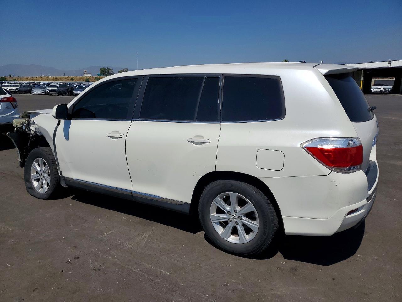 2011 Toyota Highlander Base - Image 2