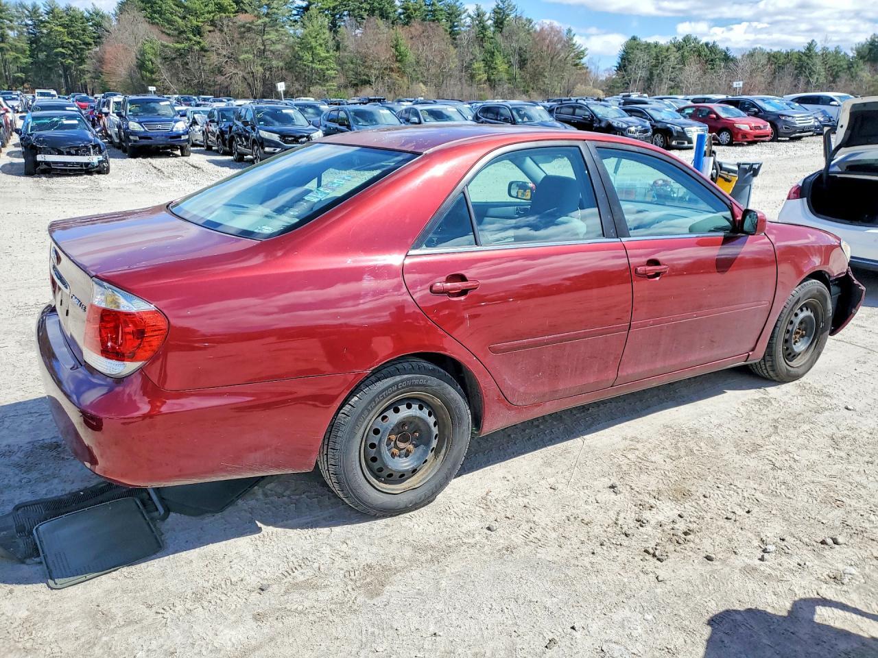 2006 Toyota Camry Le - Image 3