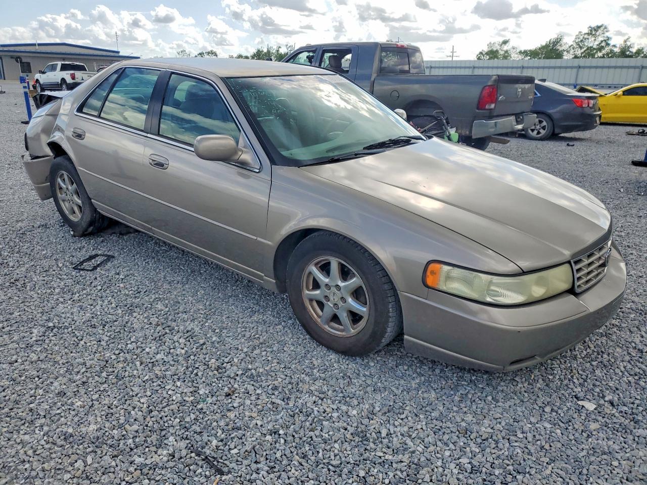 2002 Cadillac Seville Sls - Image 4